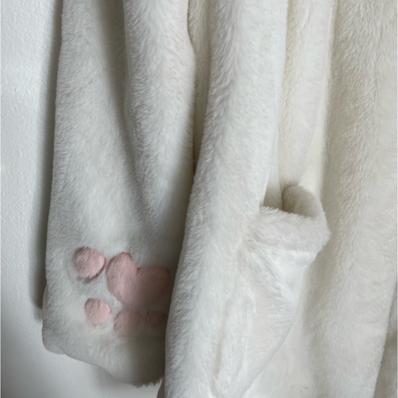 ~hooded white faux fur polar bear winter jacket with ears~ - Picture 2 of 2